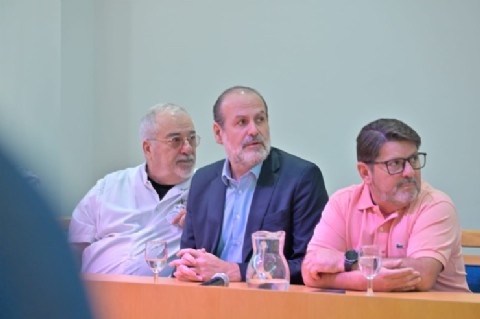 Susbielles participó del acto que impuso el nombre Elisabeth Agüero a la Escuela de Enfermería del Hospital Municipal