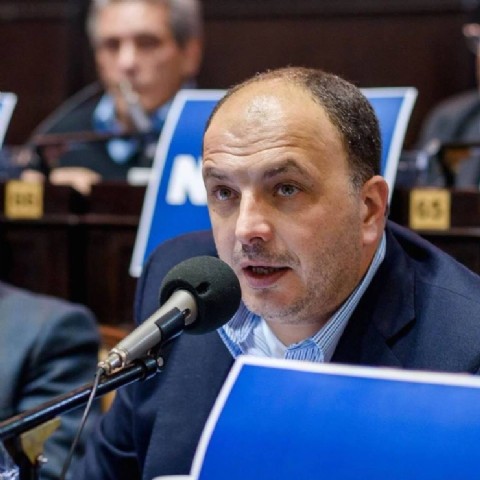 Garate con el objetivo hacia una ley de financiamiento de partidos políticos y campañas electorales