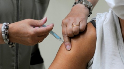 Para atrás: Bahía y Villarino tienen los peores registros de la vacunación por Covid en toda la región