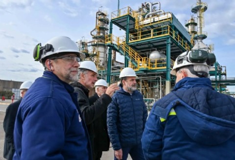 La empresa Trafigura anunció una inversión de 200 millones de dólares en obras que generarán alrededor de mil empleos