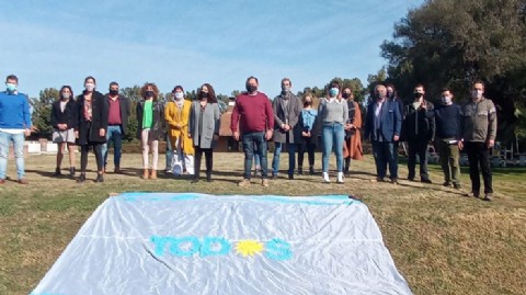 El Frente de Todos presentó a sus candidatos