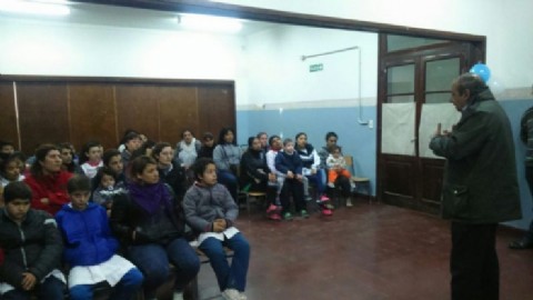 El intendente confirmó a alumnos de la escuela N° 4 que viajarán a Misiones