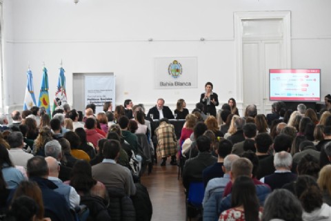 El intendente Susbielles presidió la presentación del informe y balance semestral del Consejo de Políticas Sociales