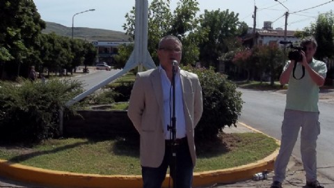 En el aniversario de Sierra de la Ventana Bordoni prometió ampliar obras de servicios básicos