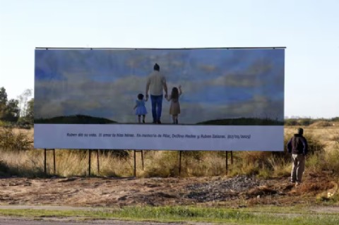 VIDEO | Recordaron a las hermanitas Hecker y a Rubén Zalazar con un emotivo homenaje a un año de la inundación