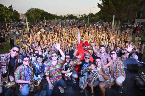 Con propuestas para toda la familia, comenzó el programa municipal "Verano para Armar"