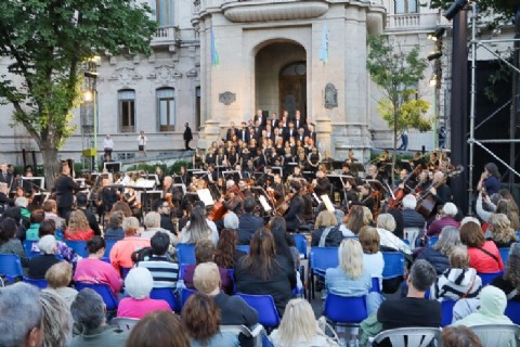 VIDEO | La ciudad reafirmó el valor de la cultura local junto a los Organismos Artísticos del Sur