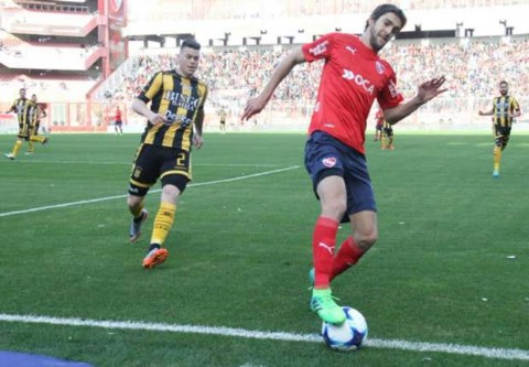 Olimpo se trajo un punto clave para luchar por la permanencia