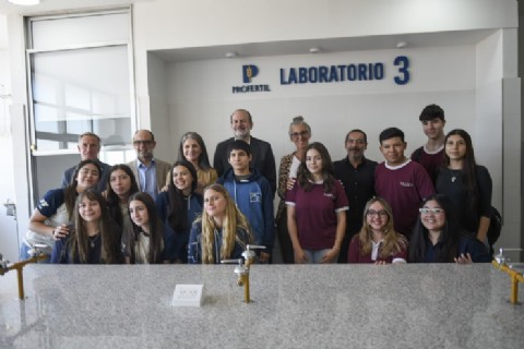 Susbielles destacó la educación en la reinauguración de laboratorios en Ingeniero White