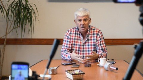 El intendente justifica la reelección indefinida: "La gente nos elige o no"