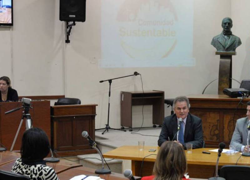 Se destacó el potencial de Bahía Blanca en el tratamiento de energías renovables