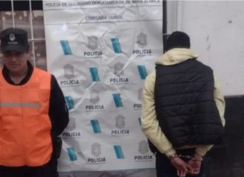Justicia por mano propia: los vecinos lo detuvieron tras descubrirlo robando en una casa