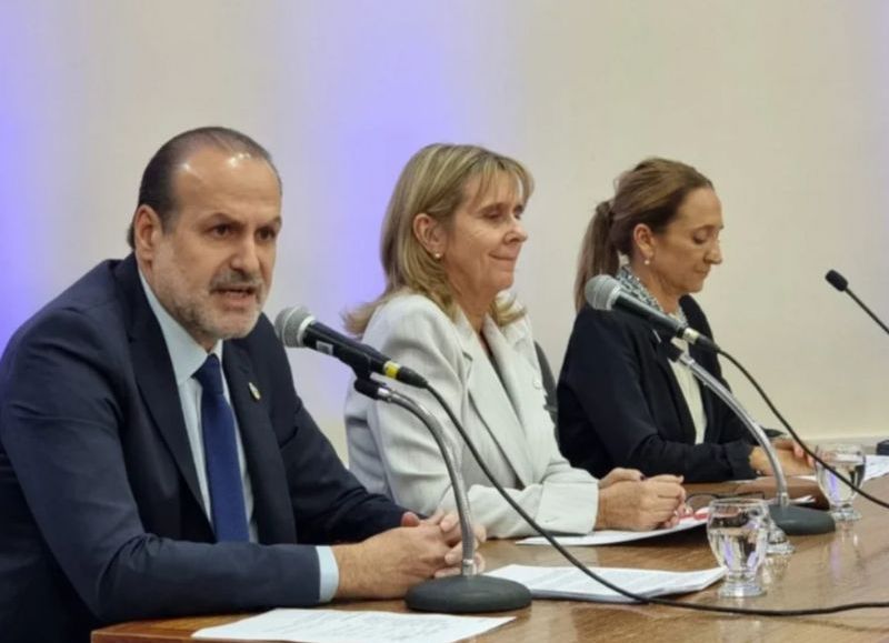 El intendente encabezó el acto de inauguración de las sesiones ordinarias del Concejo Deliberante