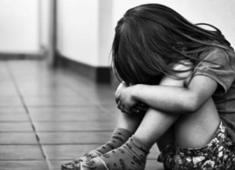 Punta Alta: detuvieron a un integrante de la Armada acusado de violar a dos de sus hijastras