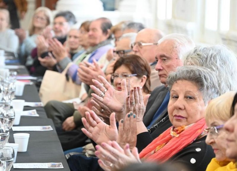 Muchos adultos mayores disfrutaron de las propuestas de Bahía a lo Grande entre el 2024 y el 2025