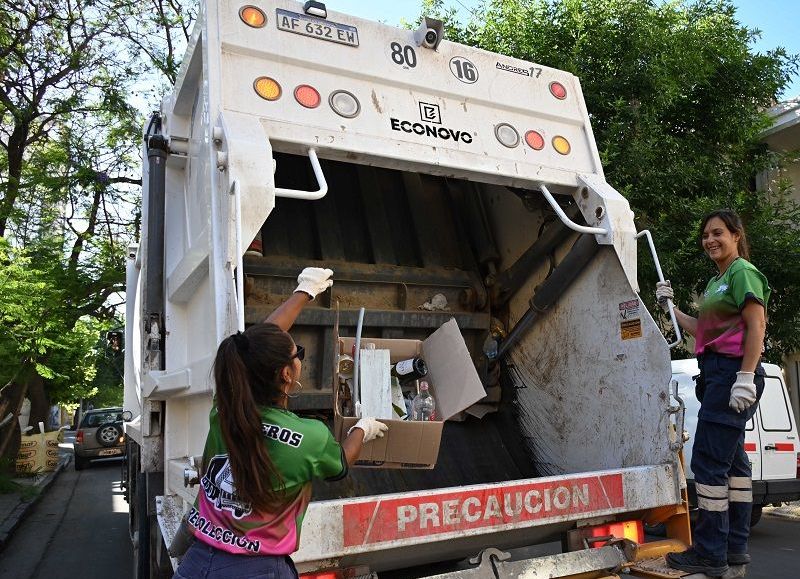 Recolección diferenciada por barrios: residuos secos