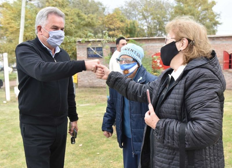 Héctor Gay visitó la ONG Chicos de la Plaza Tambor de Tacuarí