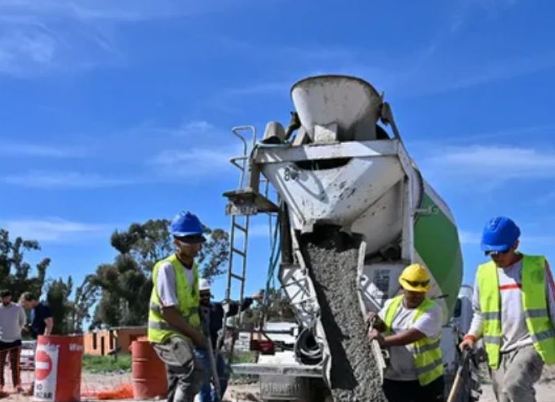Susbielles avanza con el plan de pavimentación para mejorar la vida en los barrios de la ciudad