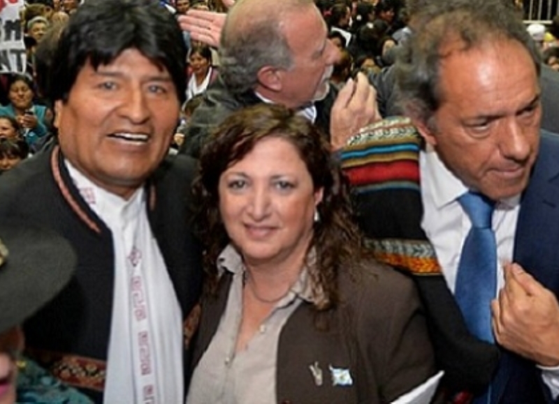La intendenta de Villarino se reunión con Evo Morales en La Plata