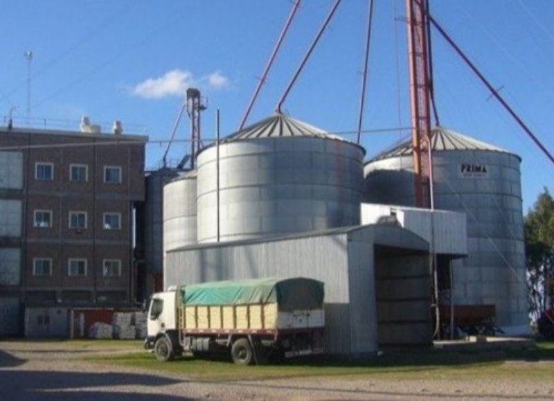 Punta Alta: bloquean el ingreso en un molino harinero de Bajo Hondo